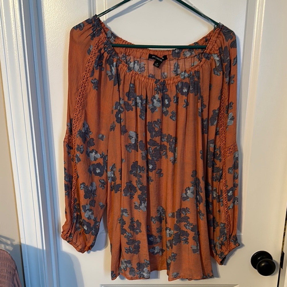 Zac & Rachel Orange and Blue 3/4 Sleeve Pleated Blouse